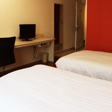 Hanting Hotel Shenyang Zhongshan Square Exterior photo